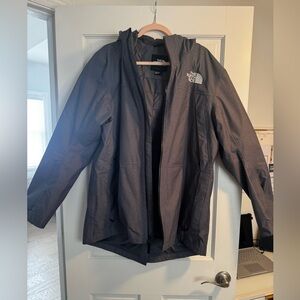The North Face Men's Charcoal Raincoat Size Large